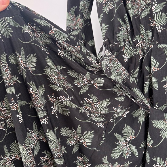 Ivy City Co Black Floral Women's Maxi Dress Size XS - Picture 6 of 10